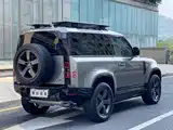Photo 3 - Land Rover Defender