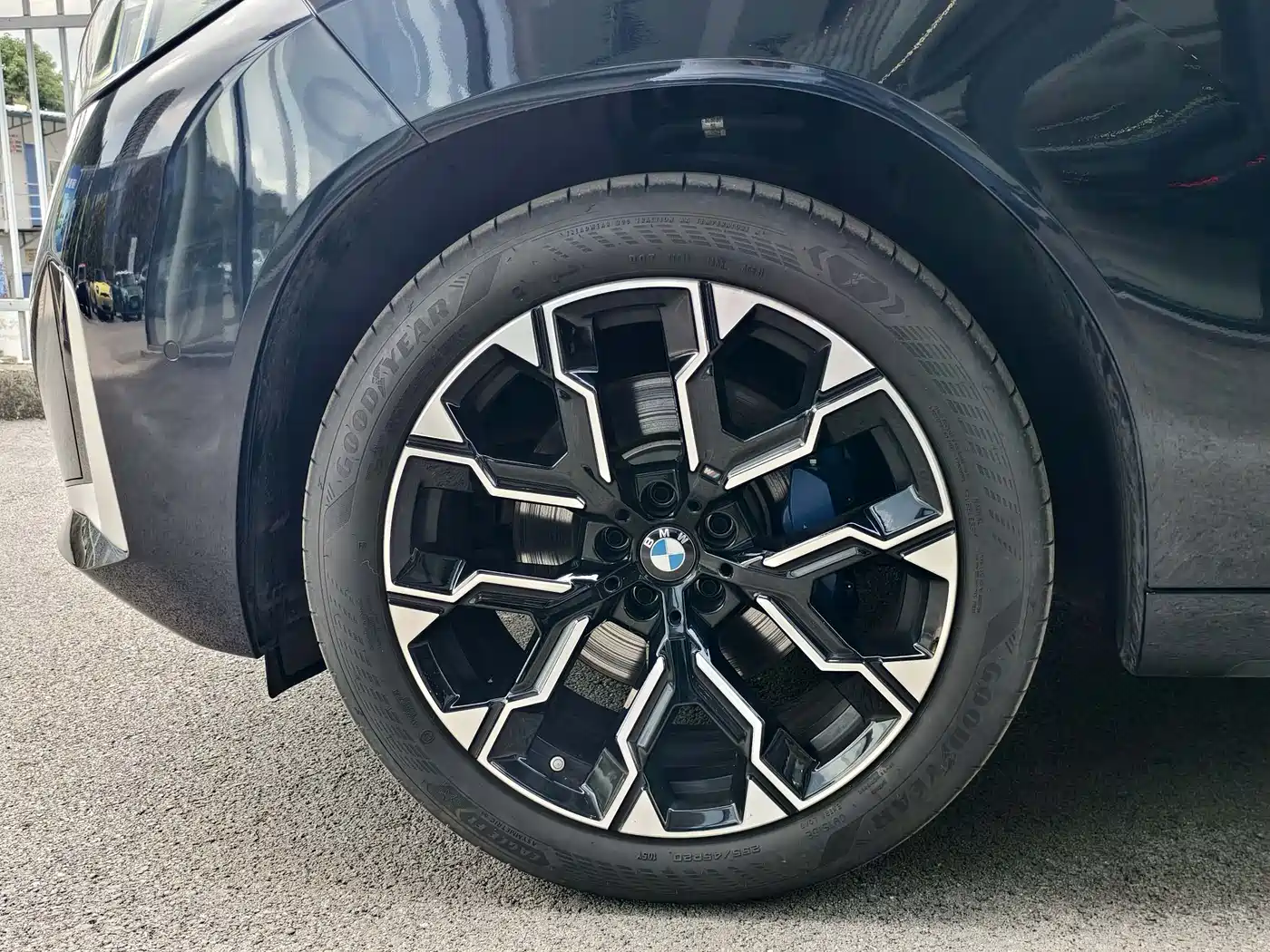 BMW X3 2025 xDrive30L Premium Model M Sport Black Package фото 8