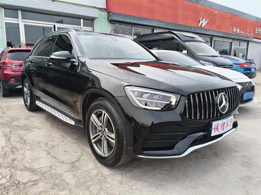 Mercedes-Benz GLC 2020 GLC 260 L 4MATIC Luxury фото 3