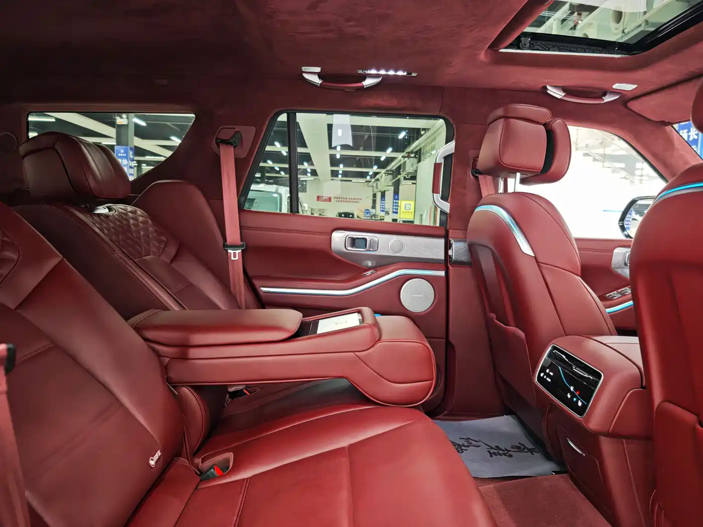 TANK TANK 700 NEW ENERGY