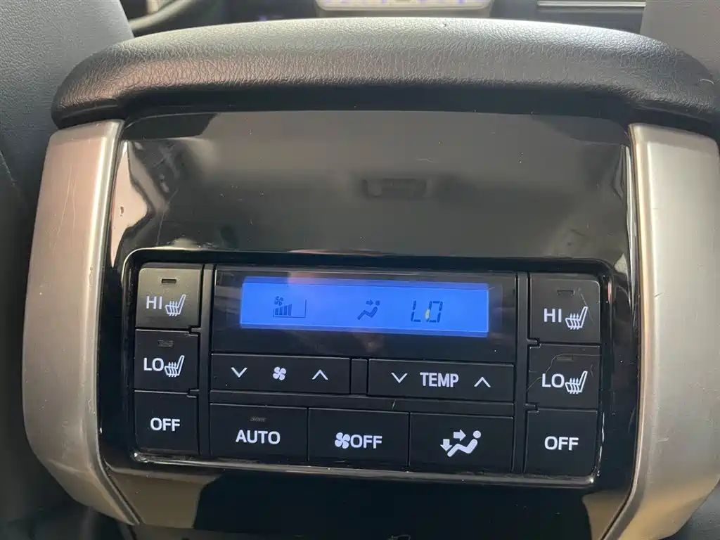 Toyota Prado 2019 3.5L Automatic TX-L Zunxiang Edition with Rear-mounted Spare Tire фото 18