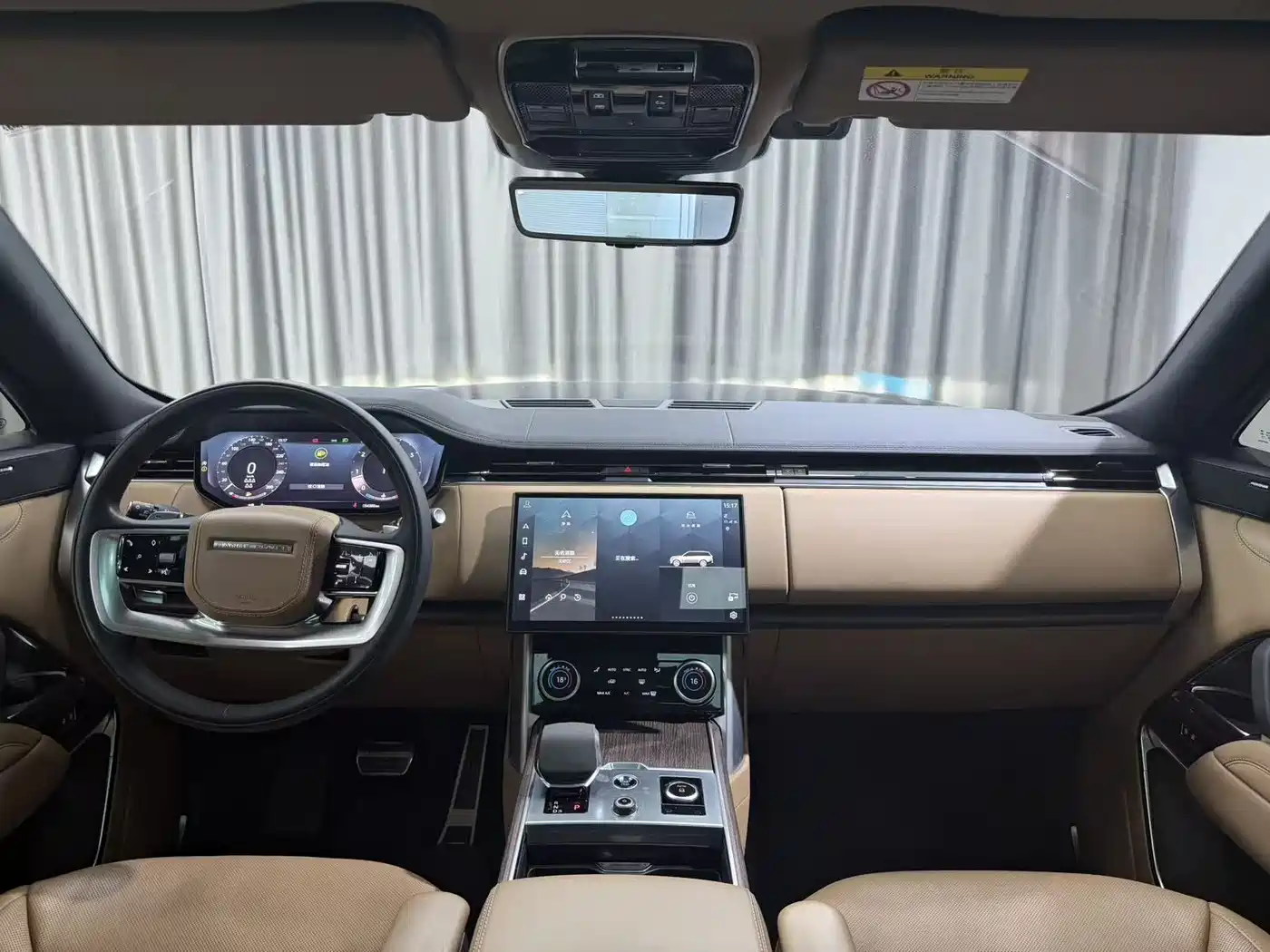Land Rover Range Rover 2023 3.0 L6 400PS Golden Age 7-Seater Long Wheelbase фото 7