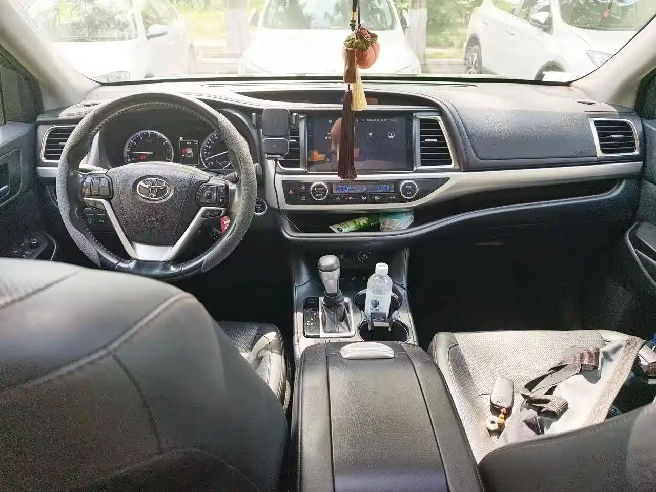 Toyota Highlander 2018 2.0T 4WD Premium 7-seater (China V) фото 8