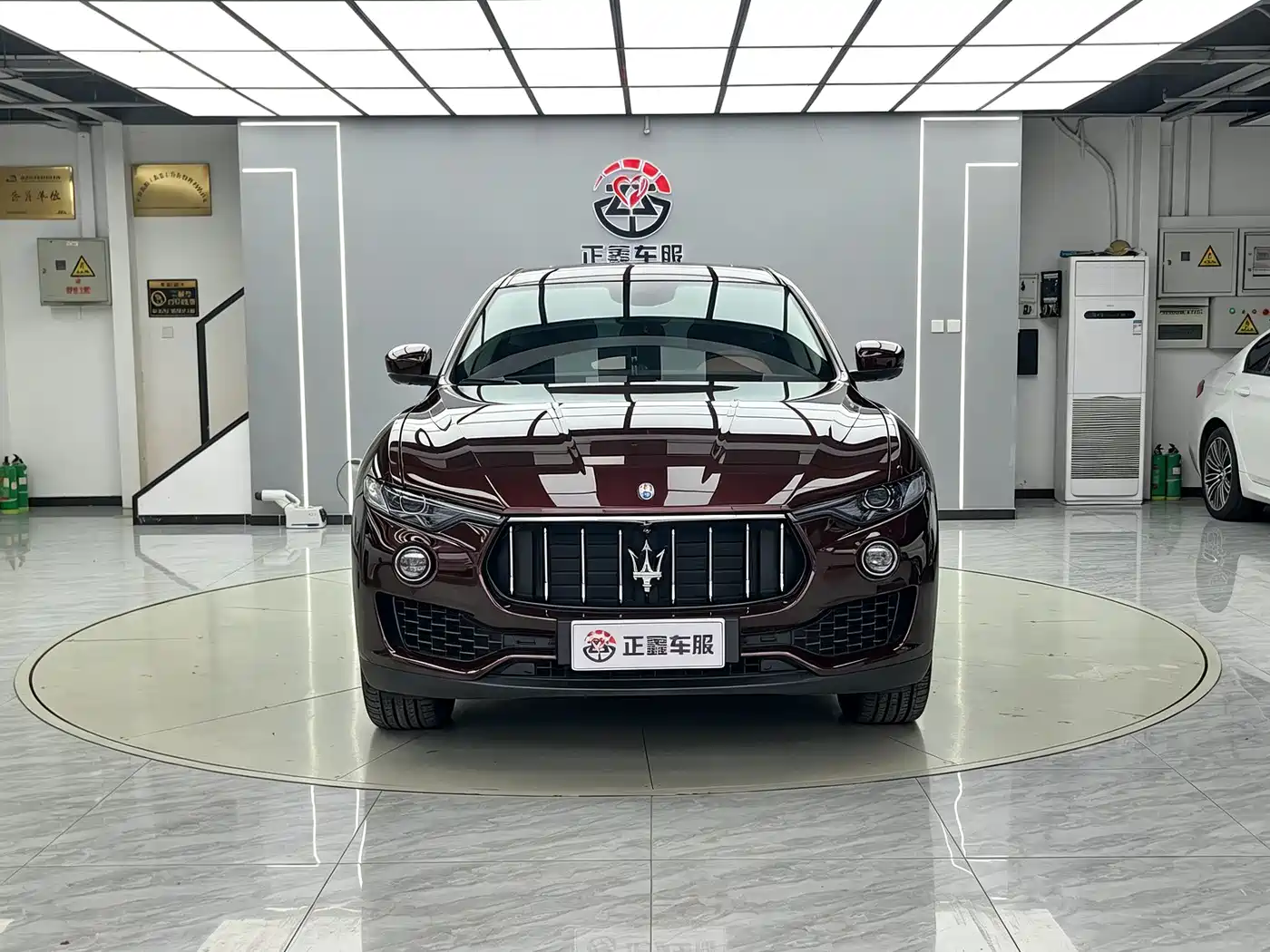 Maserati Levante 2017 2016 3.0T Standard