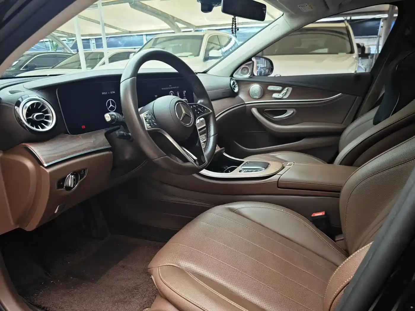 Mercedes-Benz E-Class 2023 E 300 L Luxury фото 3