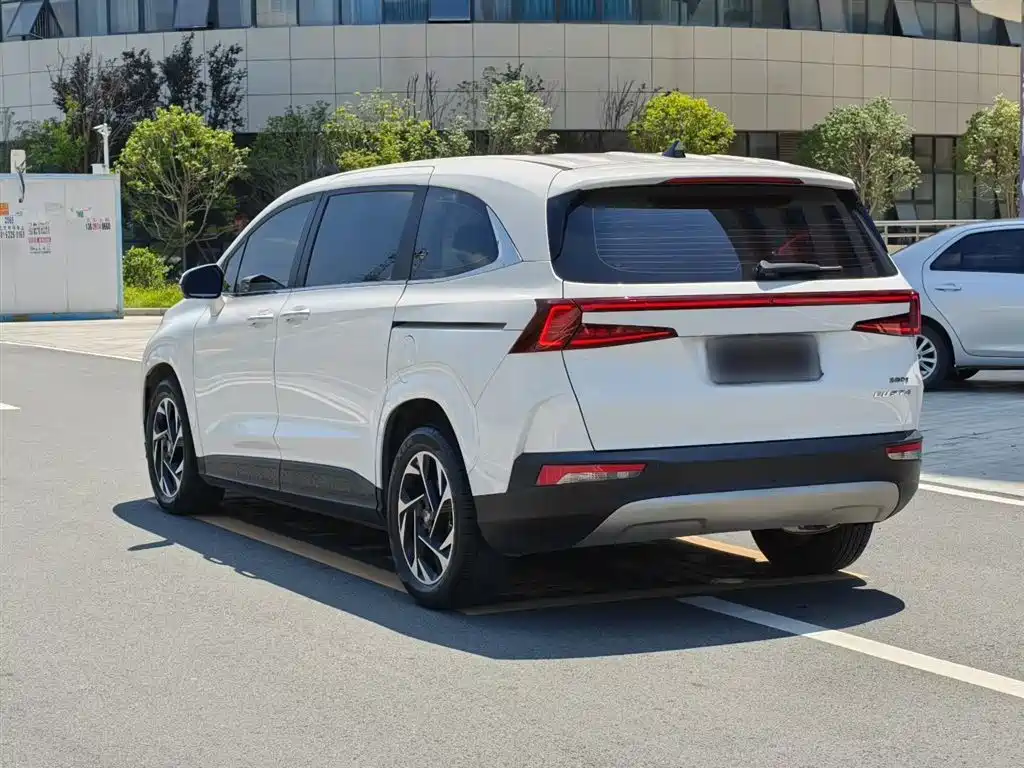 Фото 5 - Hyundai Custo
