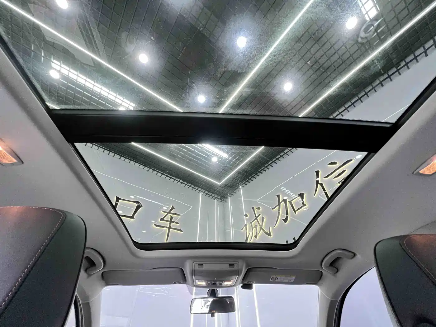 Škoda Karoq 2022 Facelift TSI280 Luxury Edition фото 17