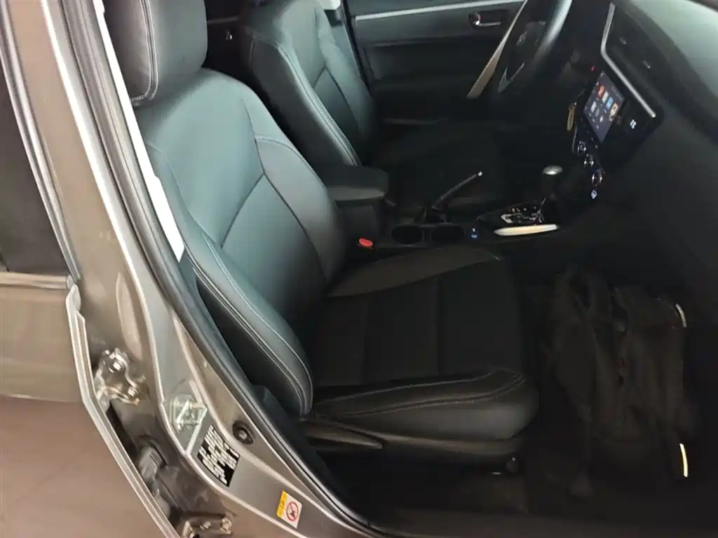 Toyota Corolla 2017 Facelift 1.2T S-CVT GL-i фото 25