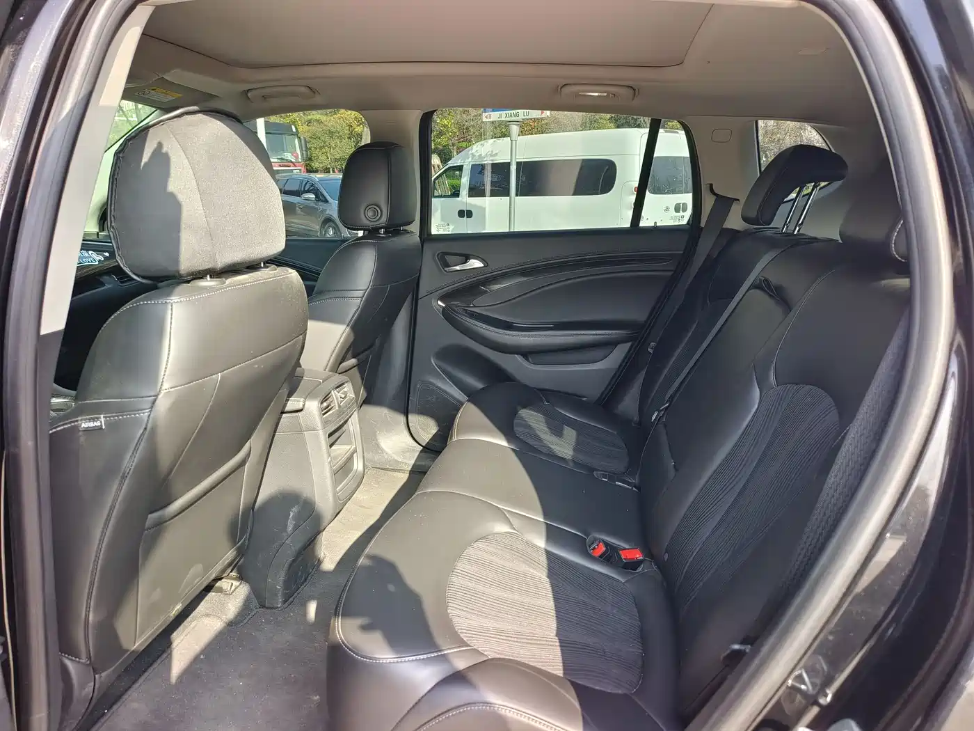Buick Envision Plus 2021 532T FWD Leading Trim фото 5