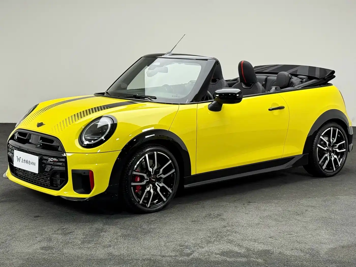 2025 MINI JCW