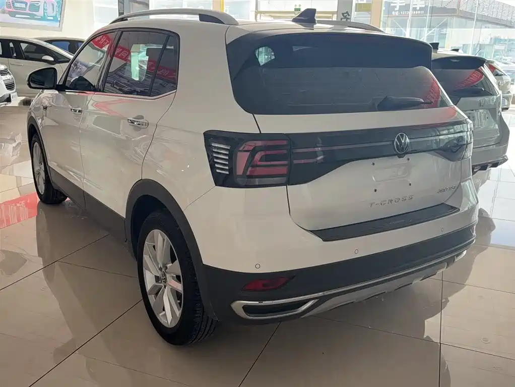 VOLKSWAGEN TU KAI