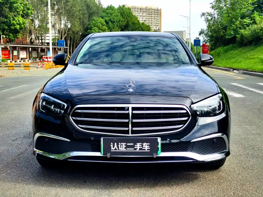 Фото 2 - Mercedes-Benz E-Class New Energy