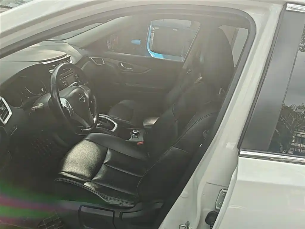 Photo 15 - Nissan X-Trail