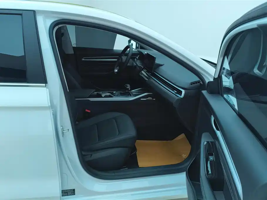 GEELY AUTOMOBILE EMGRAND