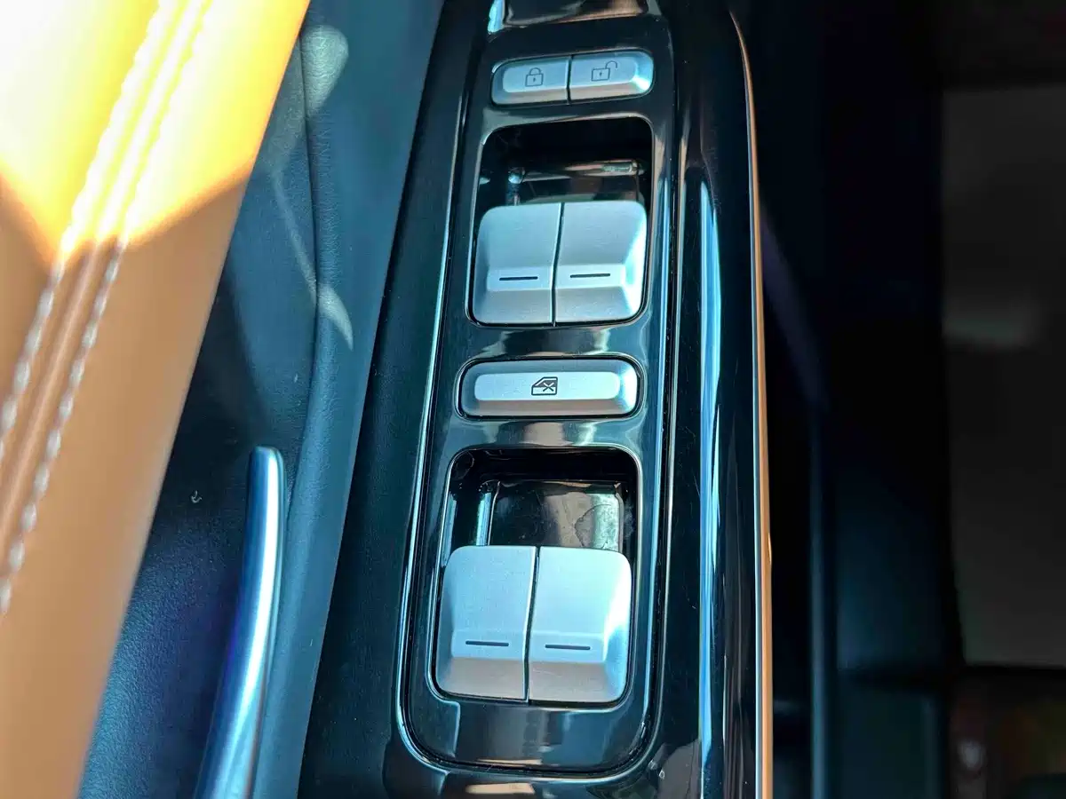 Фото 26 - XPeng G9