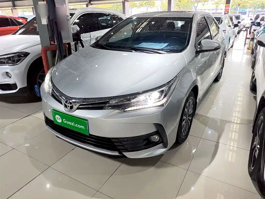 Toyota Corolla 2018 1.2T S-CVT GL-i Smart Shine Edition фото 2
