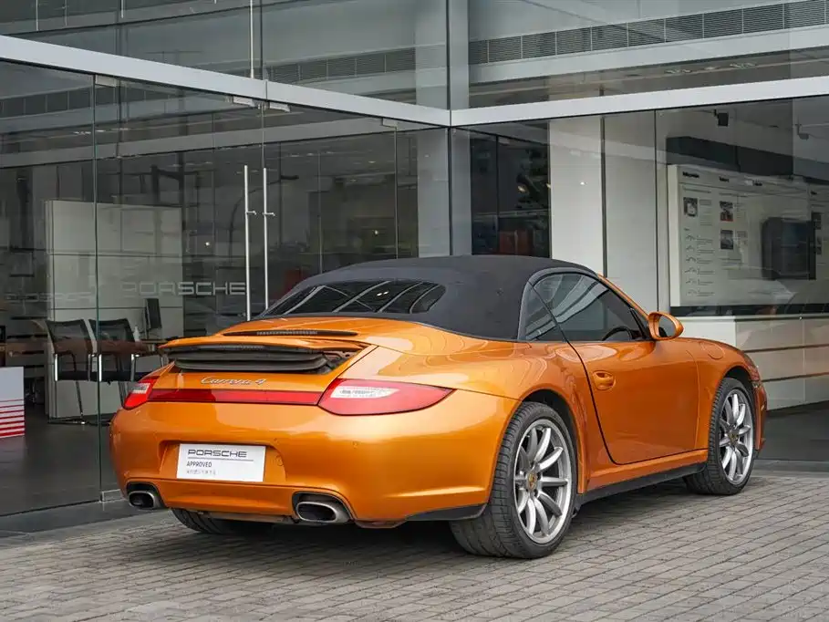 Porsche 911 2010 Carrera 4 Cabriolet 3.6L фото 7