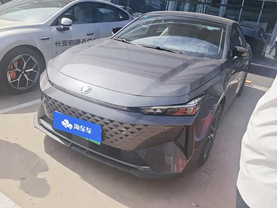 2024 Changan UNI-V iDD