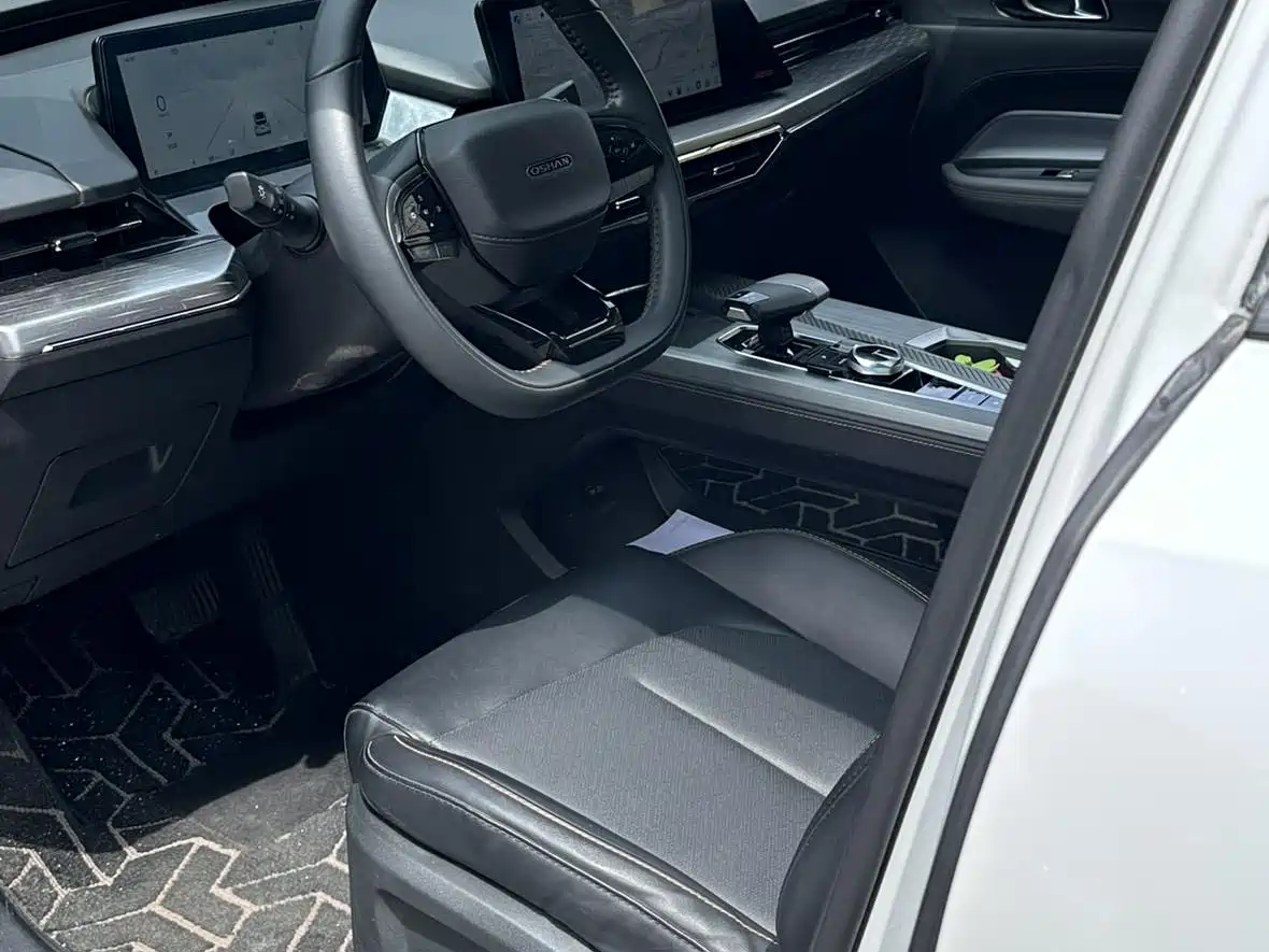 CHANGAN CHANGAN AUCHAN Z6