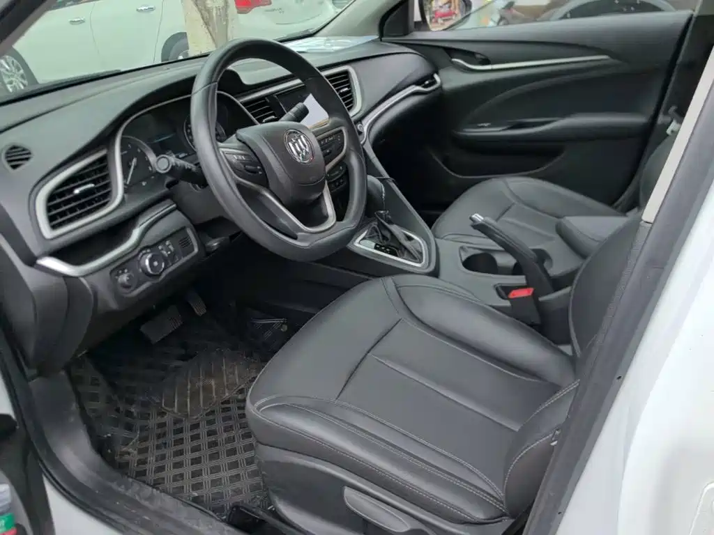 Фото 15 - Buick Excelle