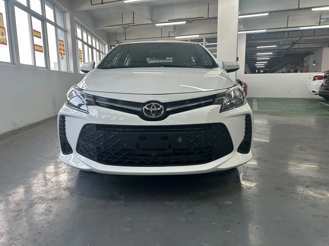 Toyota Vios FS 2022 1.5L 20th Anniversary Edition фото 2