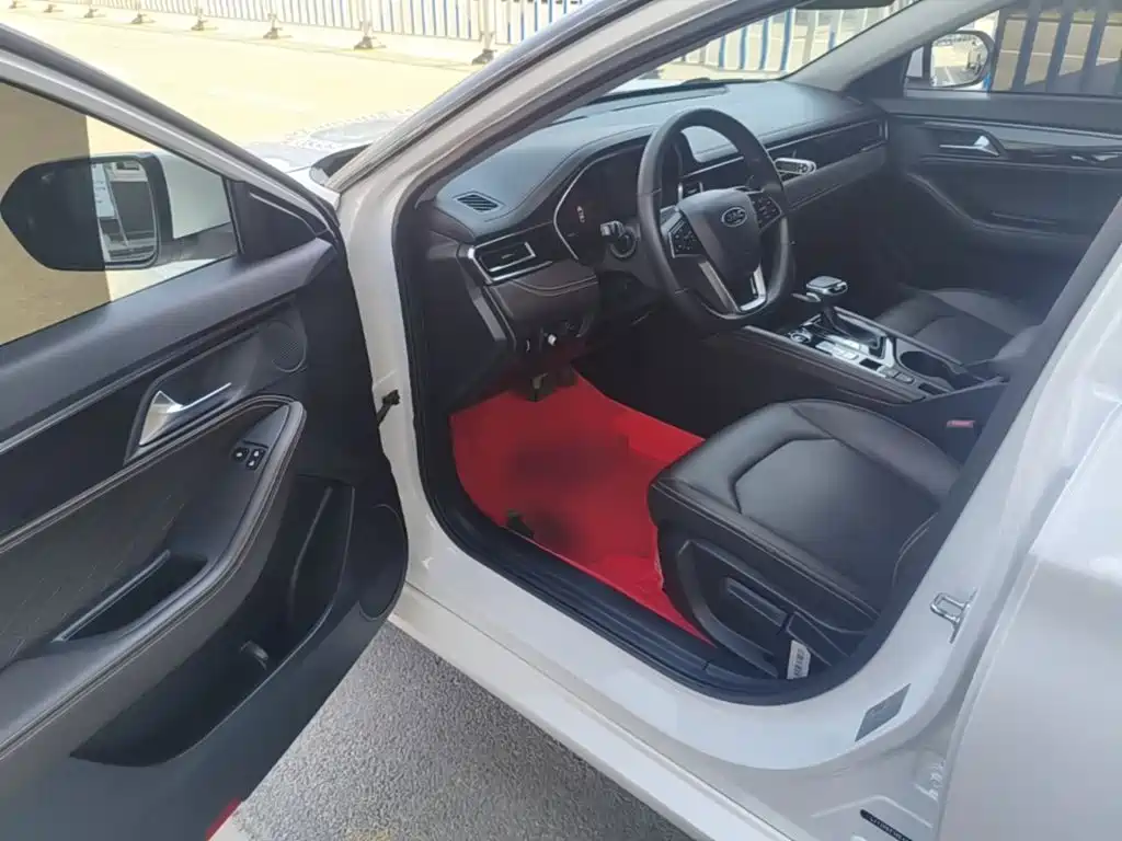 JAC Motors JAC J7 2020 2020 1.5T CVT Surpass Type