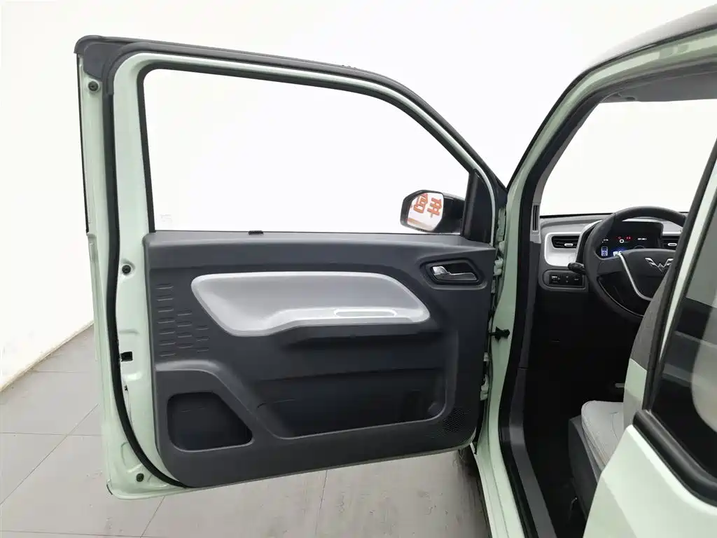 WULING AUTOMOBILE HONGGUANG MINIEV