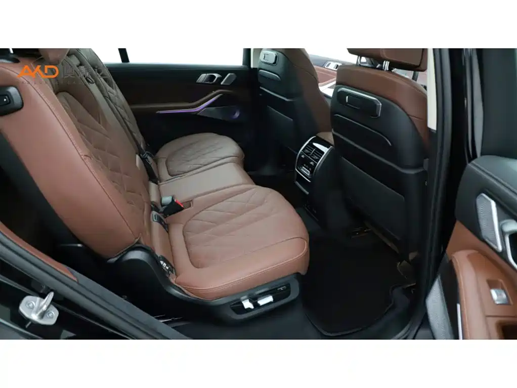 BMW X7 2024 2023 xDrive40i Leading Luxury Package