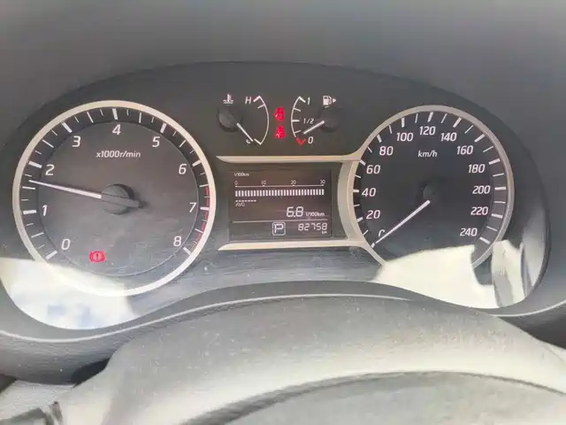 Nissan Bluebird 2016 1.6L CVT Smart Cool — фото 4
