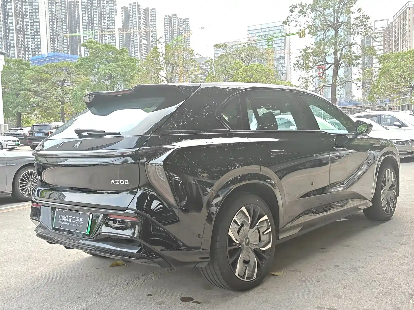 Hongqi Tian Gong 08 2025 680 Ultra AWD фото 12