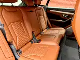 Фото 10 - Lamborghini Urus