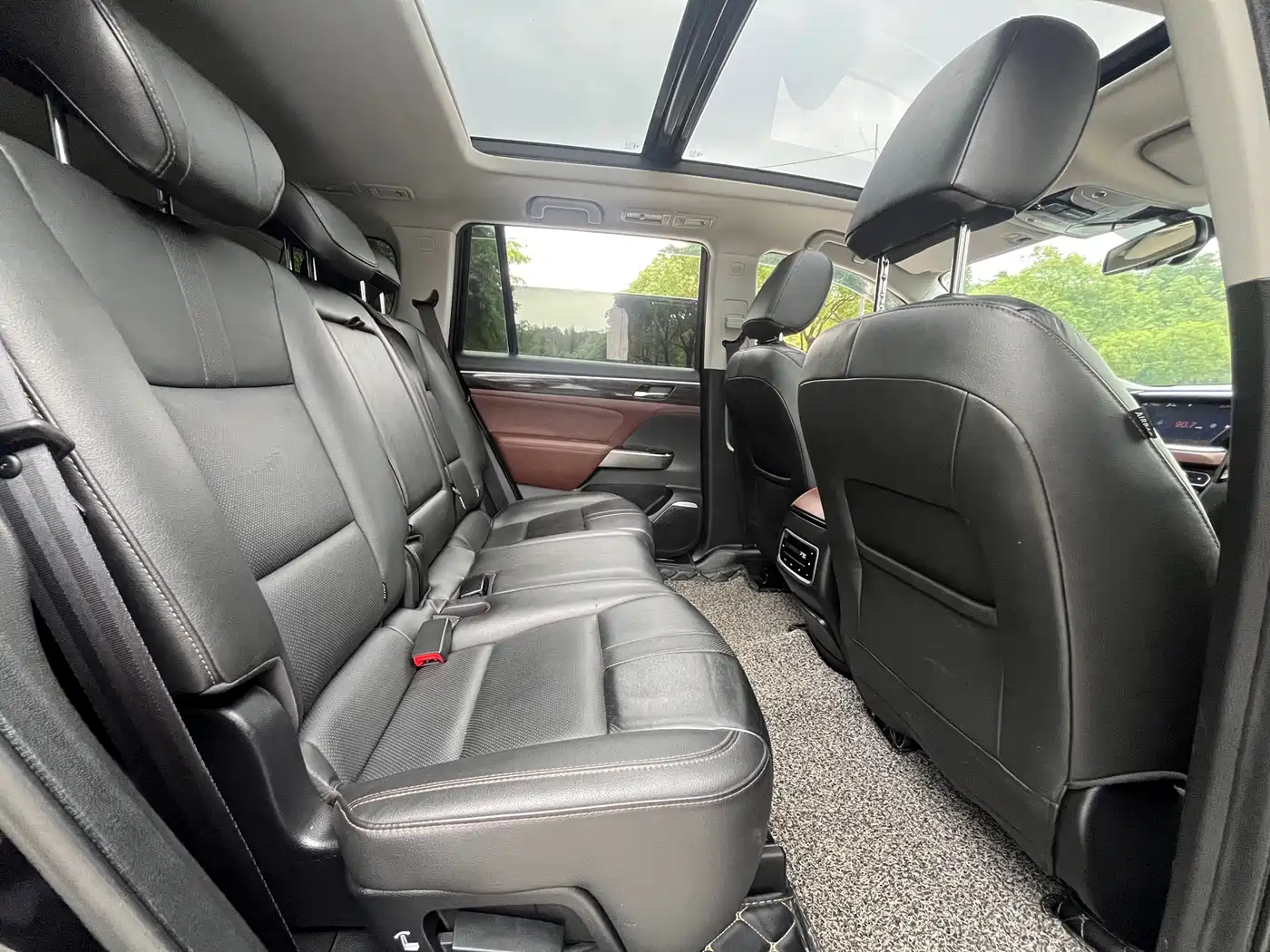 GAC Trumpchi Trumpchi GS8 2017 320T 2WD Luxury Smart Connect (7-seater) фото 11