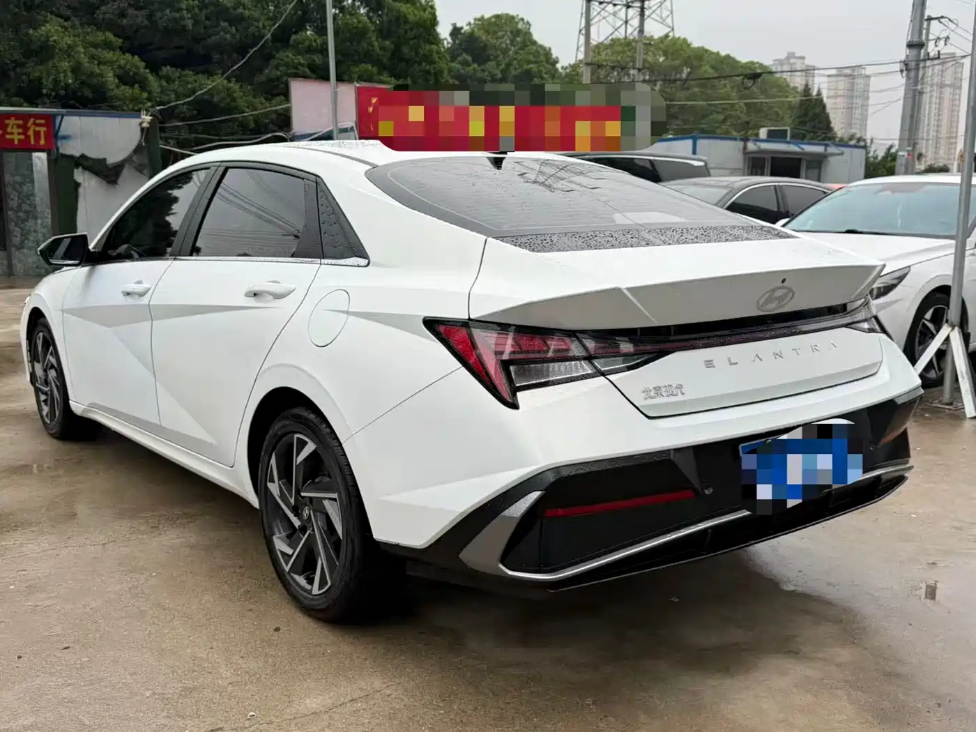 Hyundai Elantra 2022 1.5L CVT TOP Flagship Edition фото 11