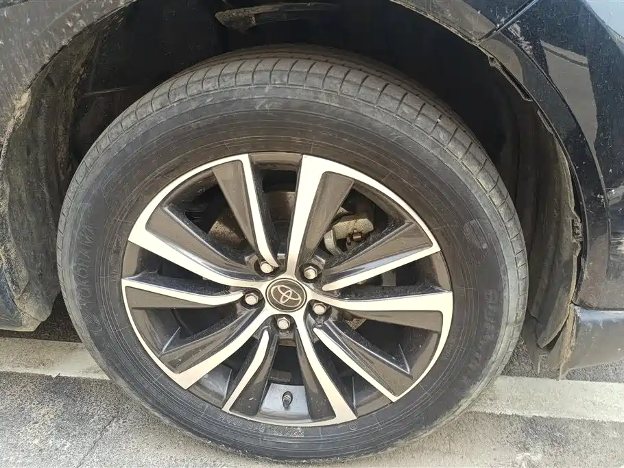 Toyota Lingfang HARRIER 2022 2.0L CVT 2WD Progressive Edition фото 6