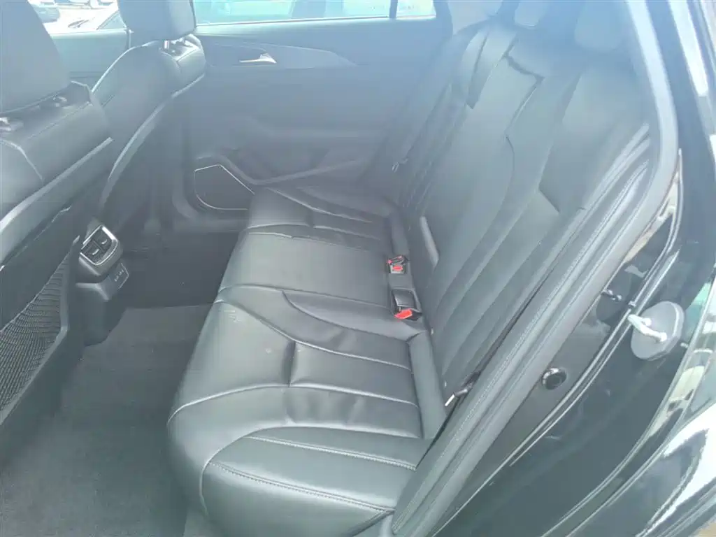 Hongqi H5 2020 1.5T DCT Qiyue Edition фото 17
