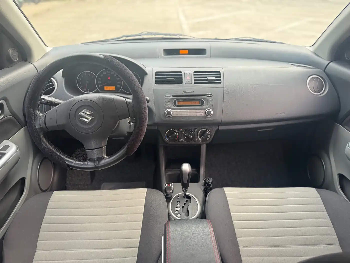 Suzuki Swift 2017 2014 1.5L Automatic Fashion