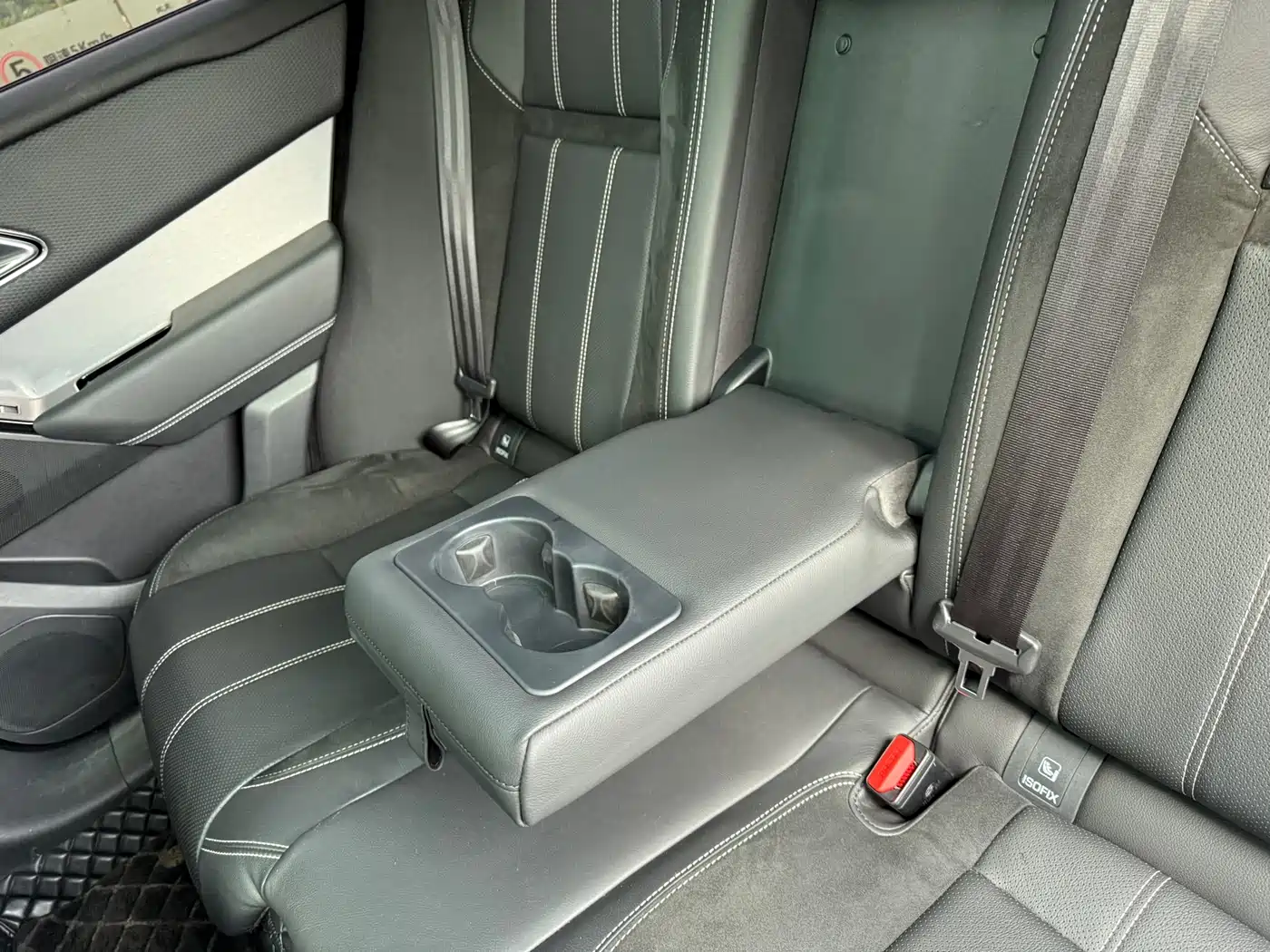 Land Rover Range Rover Velar 2019 250PS R-DYNAMIC S фото 38