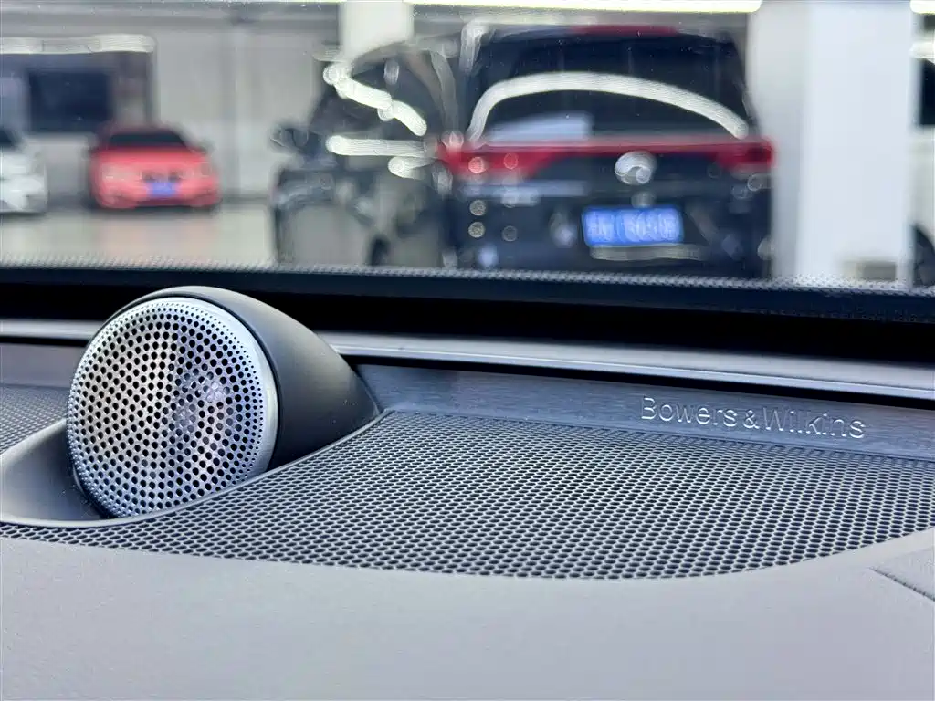 VOLVO XC90 PLUG IN HYBRID