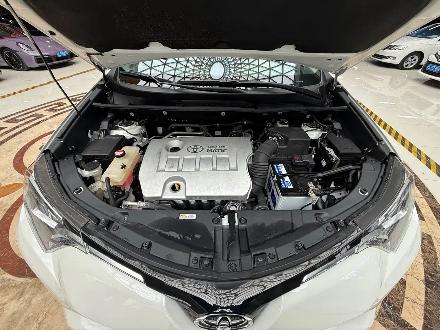 Toyota RAV4 Rongfang 2016 2.0L CVT 2WD Smart (China V) фото 12
