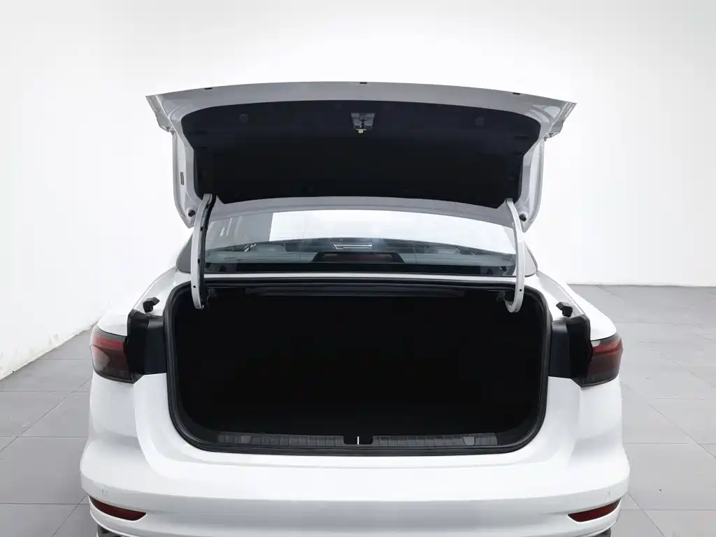 Photo 16 - Geely Emgrand