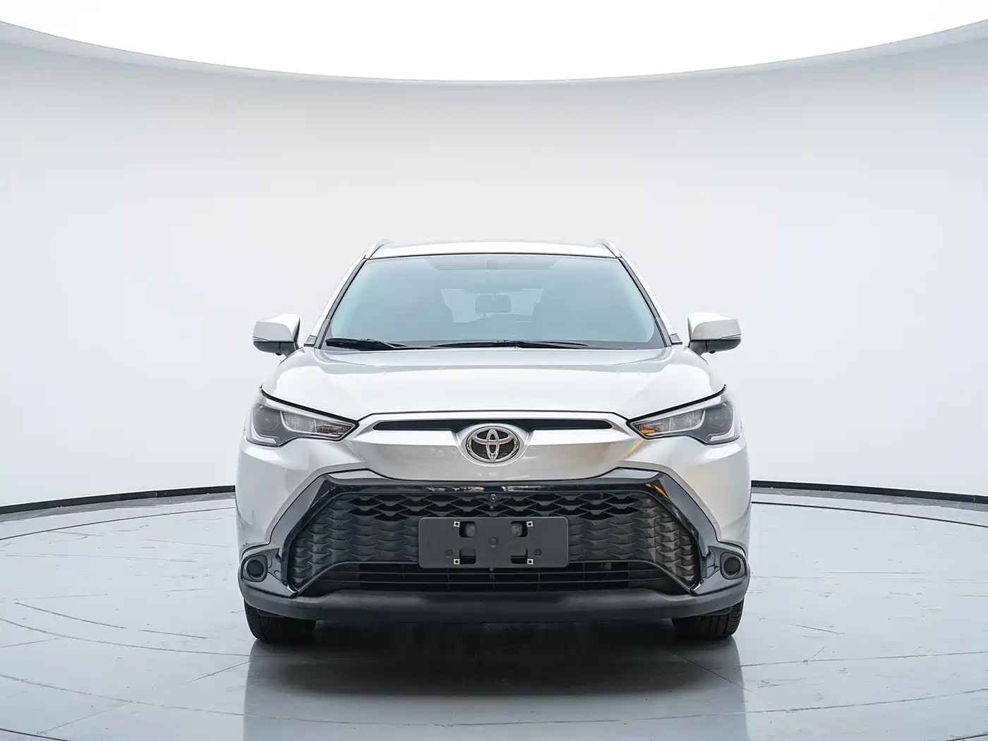 Toyota Frontlander 2023 2.0L CVT Elite Edition фото 2