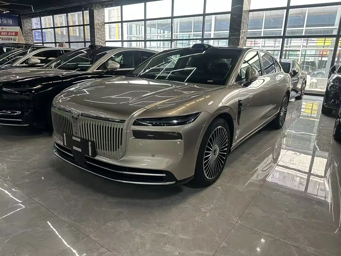 Voyah Auto VOYAH Zhuiguang L 2026 2025 Mid-configuration Model