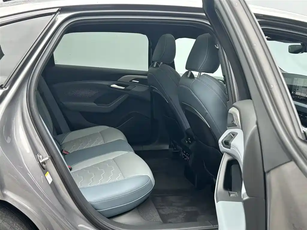 Audi A6L e-tron 2025 2026 Model Pioneer Edition
