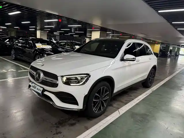Mercedes-Benz GLC 2022 Model GLC 260 L 4MATIC Luxury Edition — фото 1