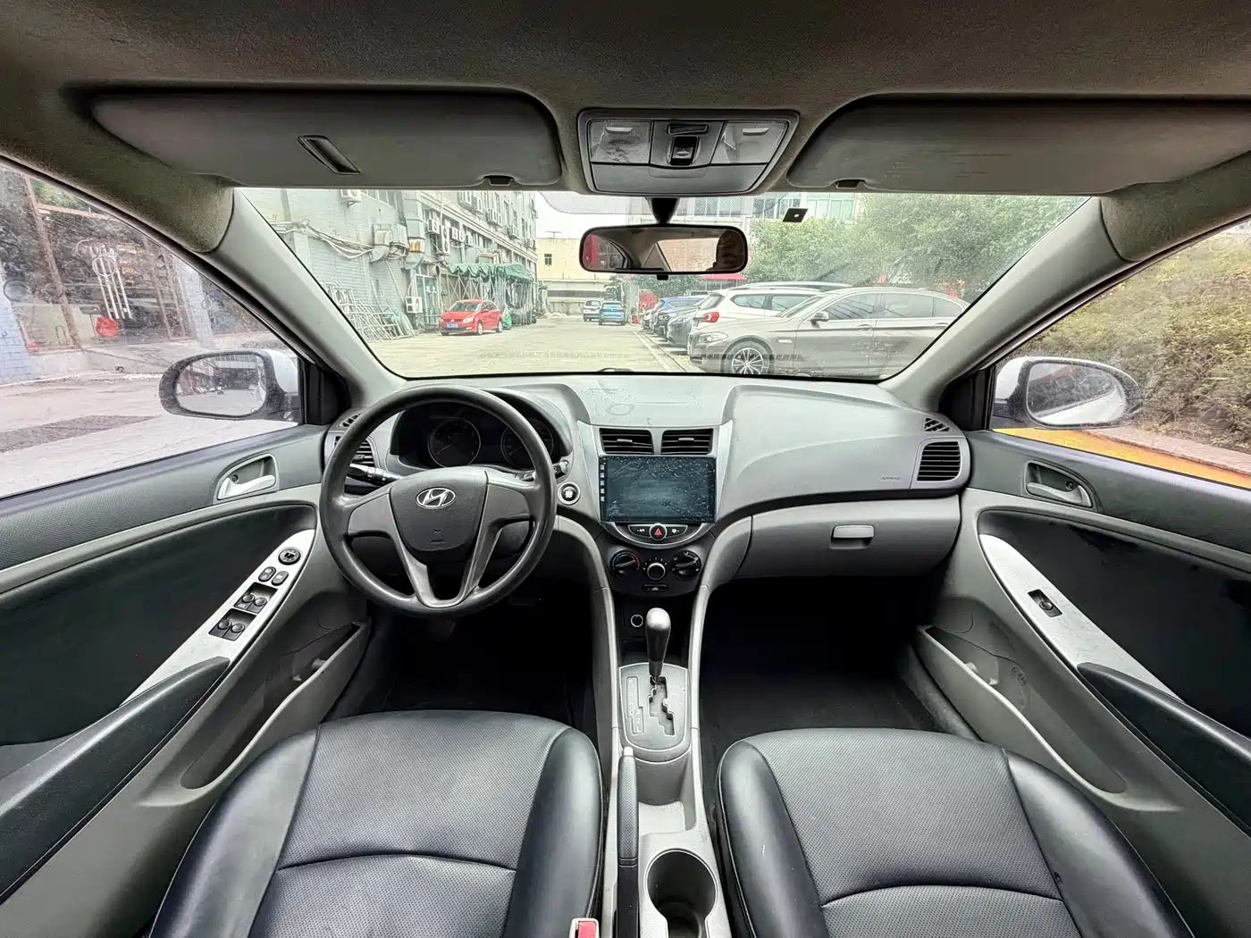 Hyundai Verna 2014 1.4L Automatic Leading GLX фото 7