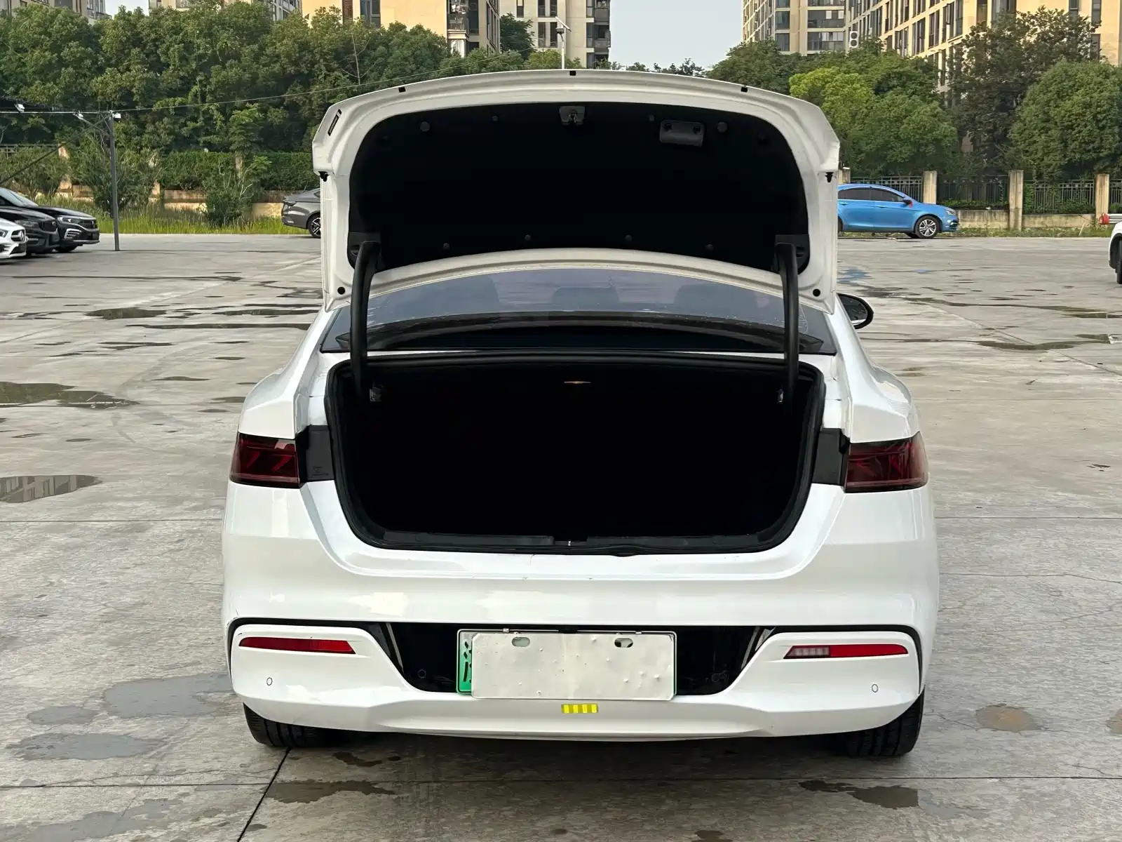 Фото 11 - BYD Qin PLUS