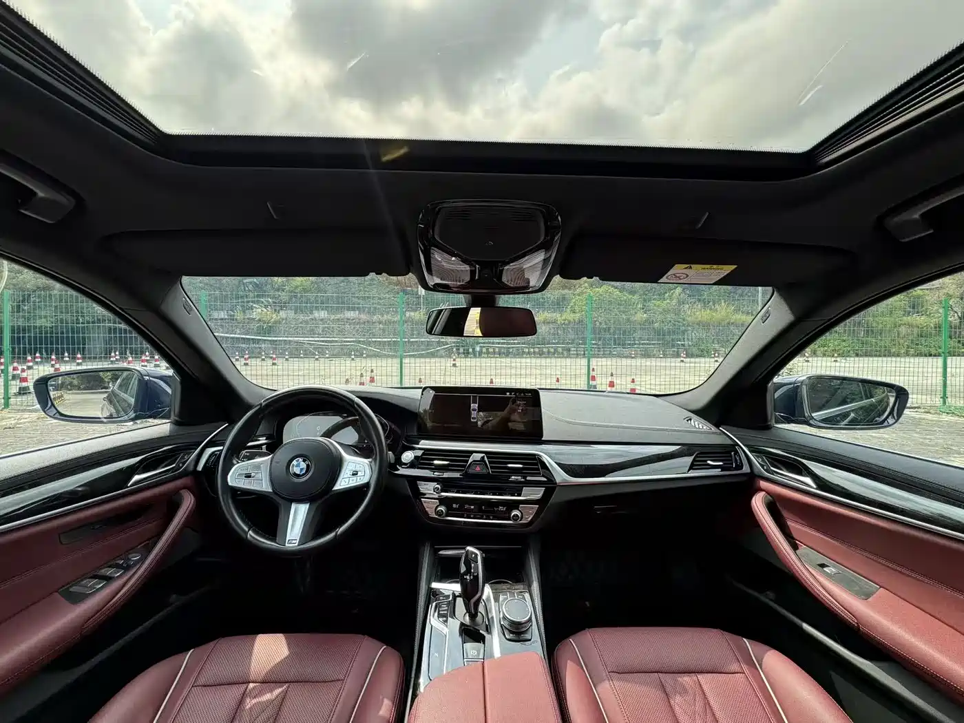 BMW 5 Series 2022 525Li M Sport Package фото 7