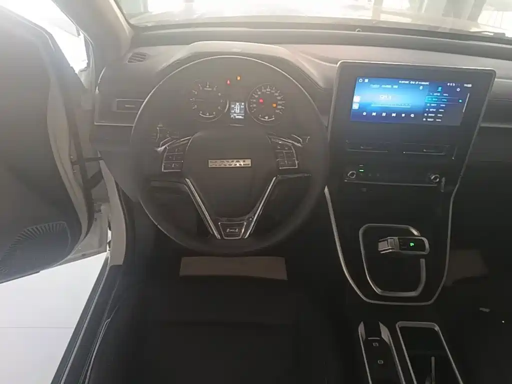 Haval M6 2024 2023 PLUS 1.5T DCT Luxury Smart Connect