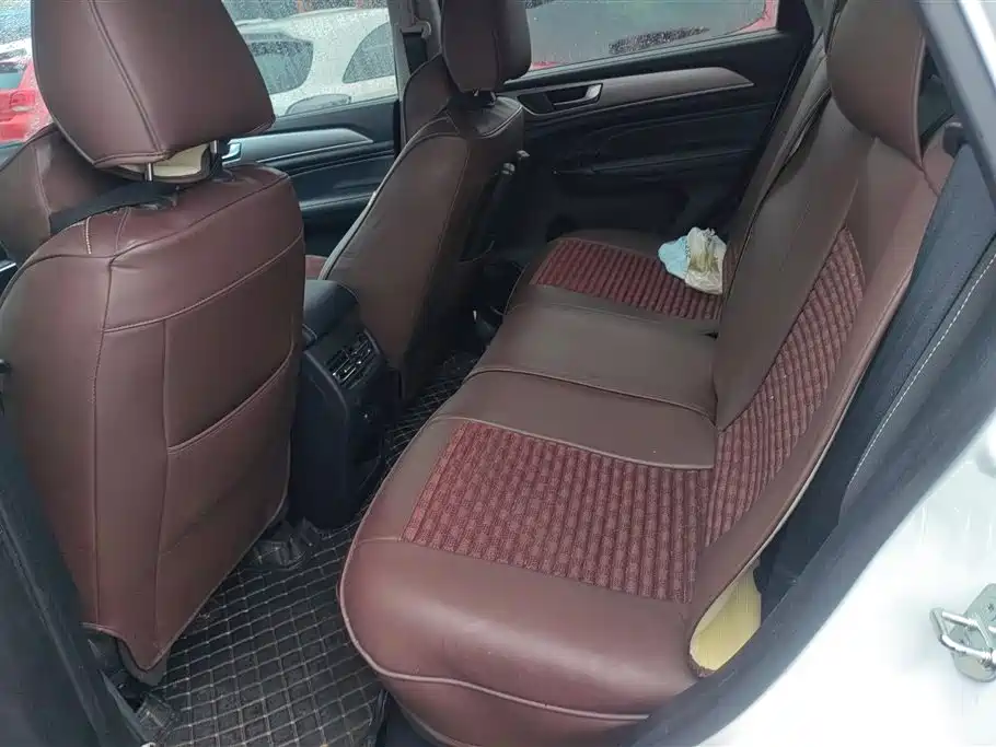 Haval M6 2023 PLUS 1.5T Manual Luxury Smart Connect фото 11