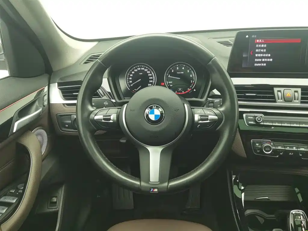 BMW X1 2022 sDrive20Li Premium фото 11